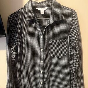 Old Navy Women's Black and White Checkered Button Down Shirt